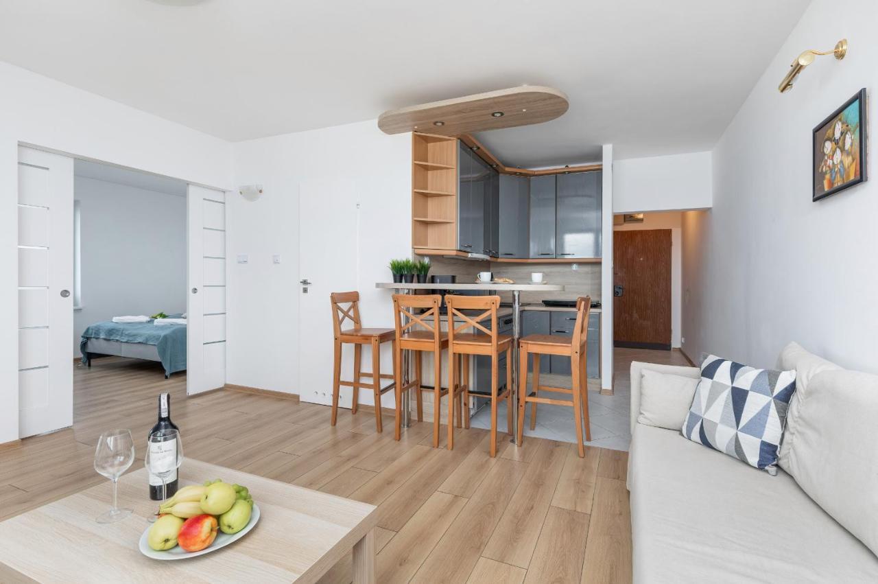Apartament Przy Plazy - Campingowa - Widok Na Morze By Noclegi Renters 米兹多洛杰 外观 照片