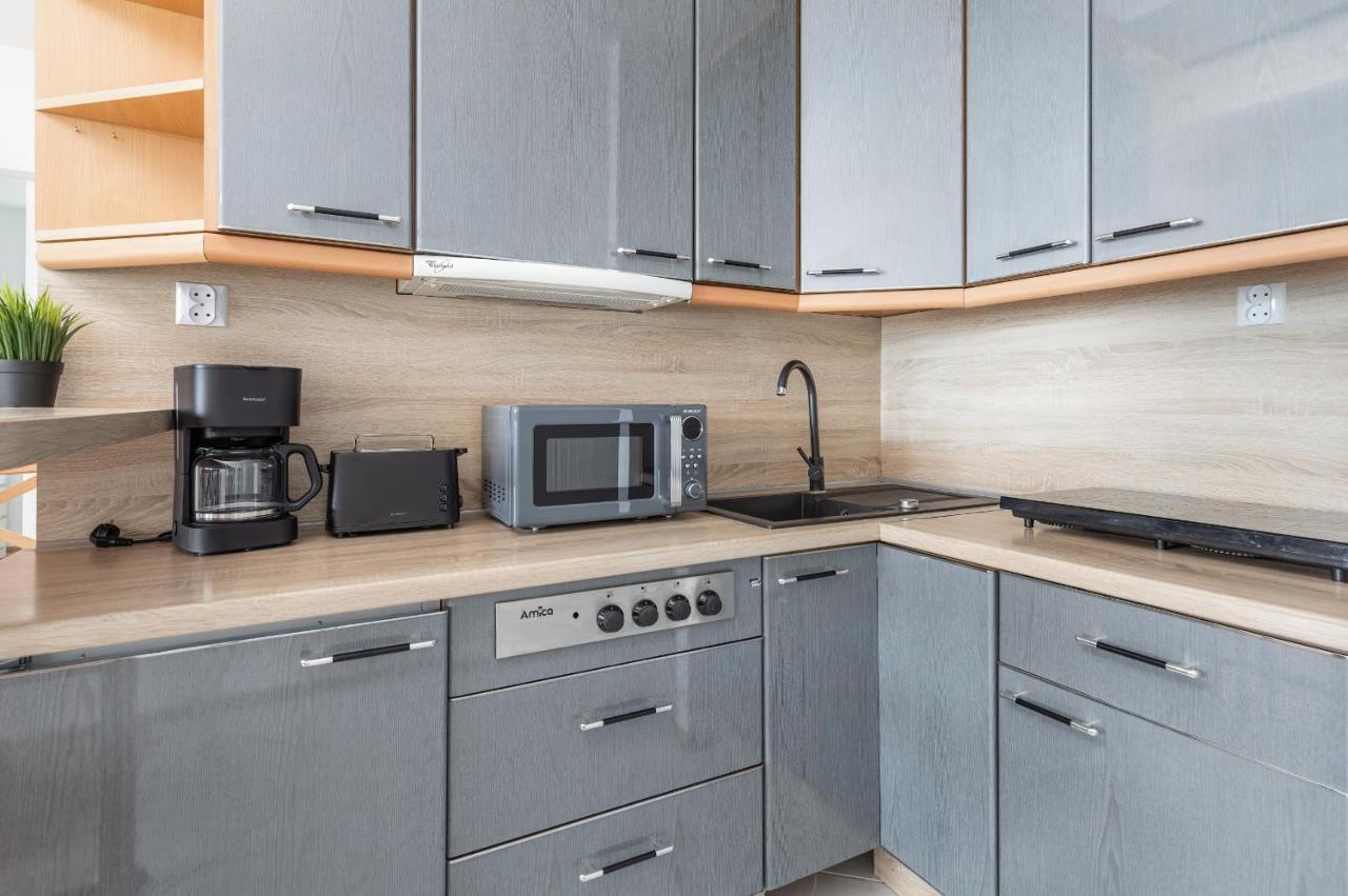 Apartament Przy Plazy - Campingowa - Widok Na Morze By Noclegi Renters 米兹多洛杰 外观 照片